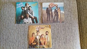 PEQUEÑA COMPAÑIA - LOTTO JOB LOT 3 X SINGOLO 7" VINILO VINYL MEGA RARO!!! - Foto 1 di 1