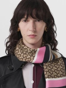 Burberry Montage Druck großer Seidenschal Stil ID: 8050724 Neu Weihnachtsgeschenk - Bild 1 von 4