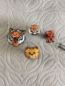 DIJES DE ZAPATOS DE TIGRE JIBBITZ PARA COCODRILOS ZUECOS DE TIGRE DIJES DE TIGRE - Imagen 1 de 5