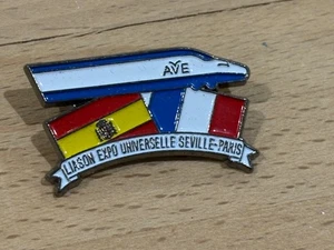 b  PINS PIN RAILWAYS TRAIN LOCOMOTIVE EXPO SEVILLE PARIS - Foto 1 di 1