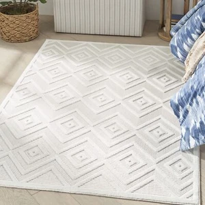 Nourison Versatile Indoor/Outdoor Ivory/White 4' x 6' Area Rug Easy Cleaning Non - Picture 1 of 9