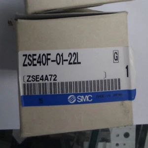 1PC New SMC ZSE40F-01-22L Pressure Sensor Fast Shipping - Picture 1 of 3