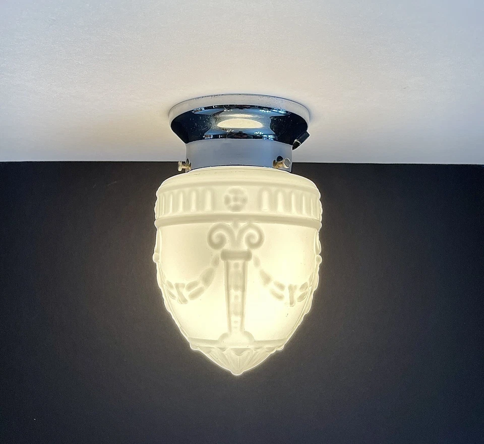 Lámpara de techo antigua de cromo victoriano Art Deco Nouveau de los años 30 40 de colección Foto 1 de 4