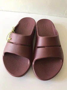 WOMEN'S OOFOS OOAHH MARS RED DOUBLE STRAP SLIDE RECOVERY SANDAL SIZE 11 NWT - Picture 1 of 9