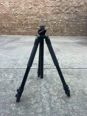 Trípode Manfrotto 055XPROB con brazo lateral 131DB.  Solo piernas.  LEER POR FAVOR Foto 1 de 4