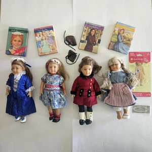 American Girl Mini Puppen Set 4 Felicity Emily Rebecca Kirsten + Bücher bemalt  - Bild 1 von 9