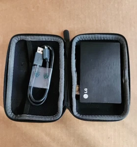Festplatte externe Festplatte LG XE3 USB 3.0 1 TB tragbar 4,5"x3" mit Kabel & Hülle - Bild 1 von 12