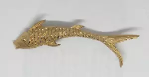 Signierte Monet Koi Fisch Brosche strukturiert glänzend dreifach vergoldet Anstecknadel Vintage 3" - Bild 1 von 5