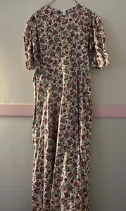 Amish/Mennonite bescheidenes Cape-Kleid Blumenmuster 20” Brustumfang 18” Taille 50” Länge - Bild 1 von 3