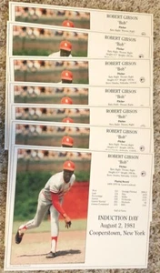 Lote de 9 tarjetas de día de inducción de archivo de fotos de 8x10 de Bob Gibson sin firmar - Imagen 1 de 2