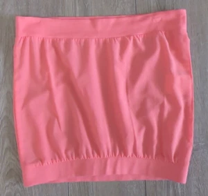 Old Navy Women's Mini Skirt Size Medium Color Coral - Picture 1 of 15