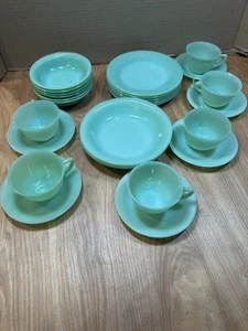 21 Piece Set Fire King Jadeite Cups & Saucers, Plates, & Bowls Jane Ray - NICE - Picture 1 of 7