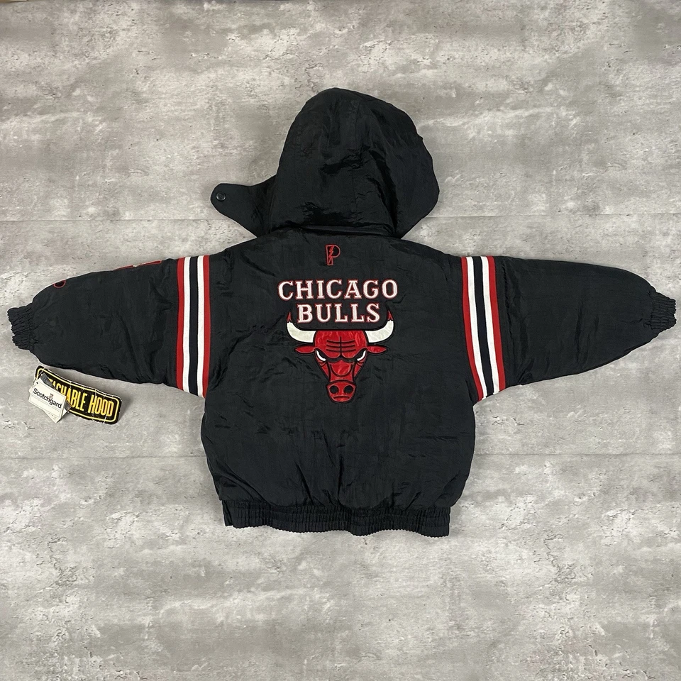 Винтажная детская куртка 90-х PRO PLAYER CHICAGO BULLS 5 М пуховик на молнии с капюшоном NBA - Изображение 1 из 4
