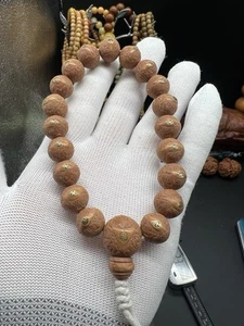 Pulsera de cuentas Bodhi ojo de fénix de 13,5 mm con incrustaciones de uñas de cobre尼泊尔凤眼菩提镶嵌万字纹铜钉手串 - Imagen 1 de 12