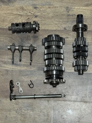 2012-16 Honda CBR 1000rr коробка передач переключатель вал вилка в сборе HON001 - Изображение 1 из 4