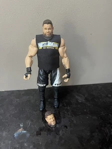 Figura de lucha libre élite WWE Mattel Ultimate 21 Kevin Owens - Imagen 1 de 2