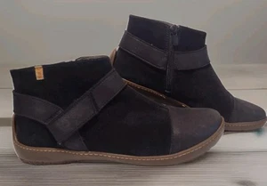 El Naturalista Sz 41 / 10 Black Suede & Leather Side-Zip Low-Heel Ankle Boots - Picture 1 of 10