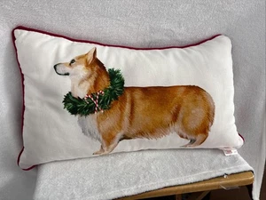 CORGI NAVIDAD PATRIMONIO CON CORONA ALREDEDOR CUELLO ALMOHADA 24" X 14" - Imagen 1 de 12