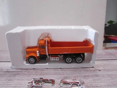 HO Scale Con-Cor 04-001012 State Highway Dump D.O.T. #9 - Image 1 of 3