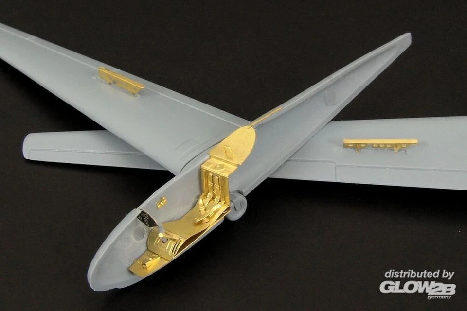 Brengun: LF-107 Lunak glider (Admiral kit) in 1:72 [5683902373] - Immagine 1 di 1