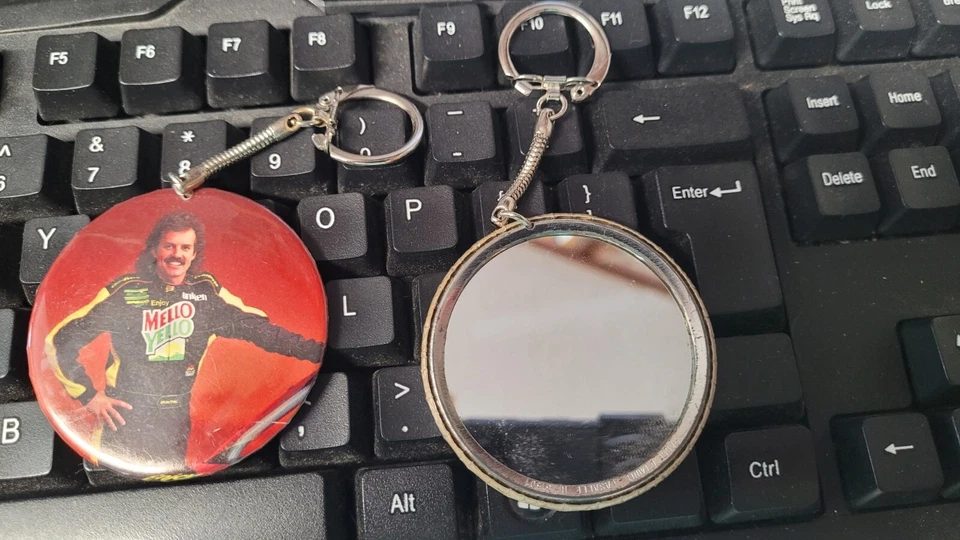 Espejo llavero amarillo Kyle Petty Mello Foto 1 de 1