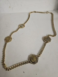 Collana vintage con monete color oro - Foto 1 di 4