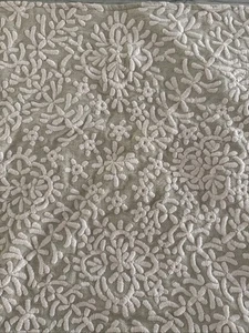 2 Pottery Barn Pillow Covers 20"x20" Pink Embroidery Floral 9657722 Beige - Picture 1 of 10