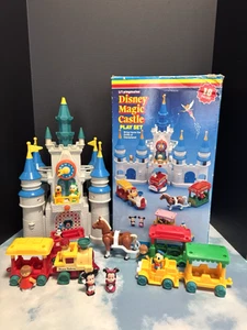 Playset Vintage Lil Playmates Disney Magic Kingom Castle con accessori 1987 scatola - Foto 1 di 24
