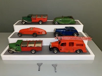 TRIANG MINIC - TINPLATE CLOCKWORK  32M DUST CART LORRIES , CARS & FIRE ENGINE - Image 1 of 4