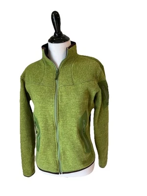 Куртка женская Arcteryx XS/S зеленая флисовая Polartec логотип на молнии - Изображение 1 из 4