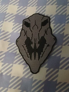 Patch Skull Gray Black Iron Sew - Picture 1 of 8