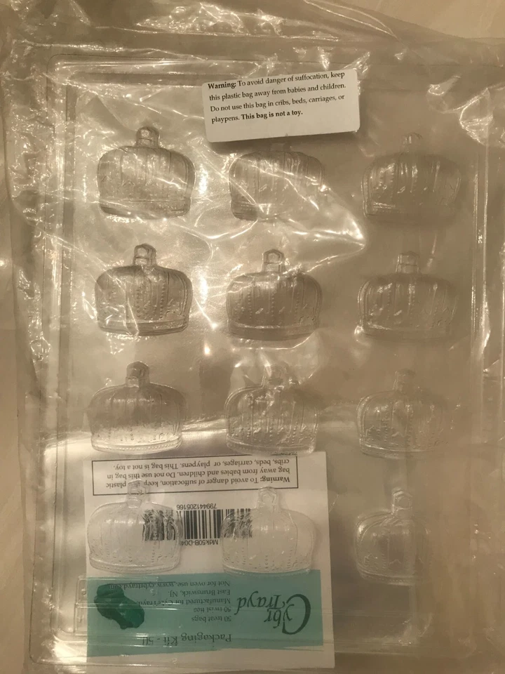 Crowns King Royalty Chocolate Candy Soap Mold NEW 25 treat bags 25 twist ties - Image 1 of 1