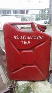TANICA BENZINA BENZIN CANISTER INGLESE 2GM WW2 WEHRMACHT SOFFITTA NO SCAVO EPOCA - Foto 1 di 6