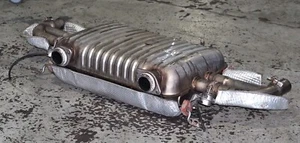 2010-2017 Aston Martin Rapide Rear Exhaust Muffler OEM W/90 Day Warranty Nice! - Picture 1 of 12