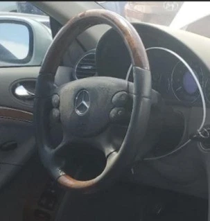 Airbag volante conductor Mercedes-Benz serie CLK 2004-2009 LH fabricante de equipos originales Foto 1 de 3