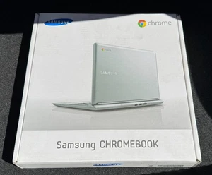 Samsung Chromebook Exynos 5250 2GB 16GB 11.6" Chromebook Silver - Picture 1 of 5