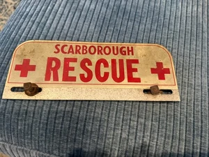 Antike Rettungskrankenwagen Rotes Kreuz Fahrzeugplatte Scarborough Maine - Bild 1 von 4