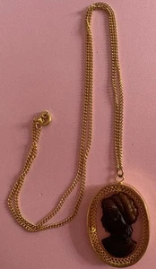 Vintage Beautiful Faux Cameo Necklace 12” Drop - Picture 1 of 4