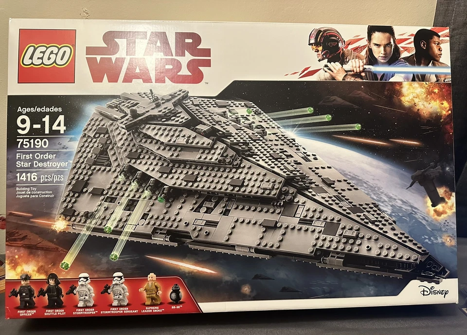 Star Wars (75190) First Order Star Destroyer - Image 1 of 1