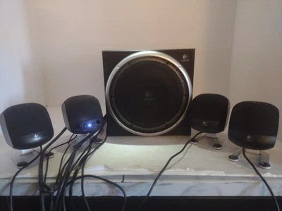 Logitech Z-540 4.1 Computer Speakers w/ Subwoofer Surround Sound (5 pieces) - Image 1 of 4