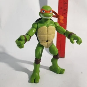 TMNT Teenage Mutant Ninja Turtles Michelangelo Jointed Actionfigur Poseable - Bild 1 von 4