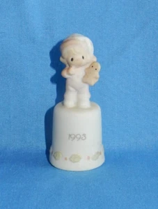 Figura Dedal Enesco Precious Moments 1993 Deseándote el más dulce de Navidad - Imagen 1 de 6