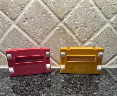 2 Vintage 1979 Parker Brothers Quiz 500 Hand Held Trivia Travel Game Yellow Red - Image 1 of 4