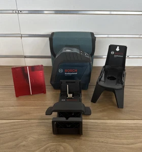 Nice Bosch GCL 2-55 Cross Line Laser Level Plum Point 40ft w/ Case & Bracket - Picture 1 of 9