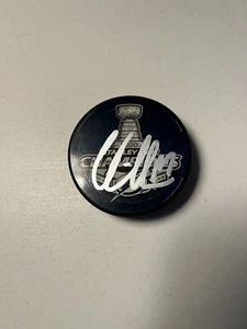 Victor Hedman Signed Tampa Bay Lightning 2020 Stanley Cup Champions Puck!! - Picture 1 of 1