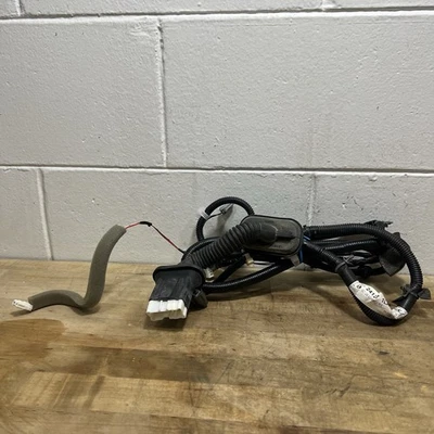 Arnés de cableado de puerta trasera izquierda Infiniti QX56 QX80 2011-2017 fabricante original Foto 1 de 4