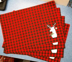 Kay Dee Designs Christmas Placemats 13" X 19" LOT OF 4 (H3234) FS - Picture 1 of 5