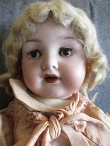 VINTAGE GERMAN DOLL ARMAND MARSEILLE - Picture 1 of 13