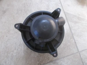 Saturn Vue SUV AC / Heater Blower Motor / Fan 02 03 04 05 Stock Used OEM - Picture 1 of 2