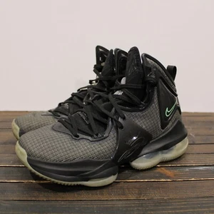 Nike Boys LeBron 19 DD0418-003 Black Basketball Shoes Sneakers Size 6.5Y - Picture 1 of 7